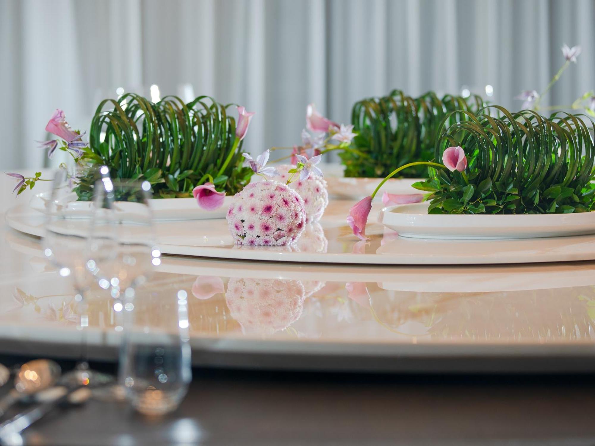Kingdom Hotel Jivu Kültér fotó